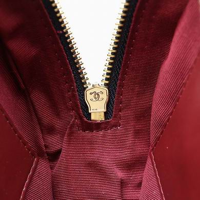 Schwarze Leder-Mini-Tasche in Herzform