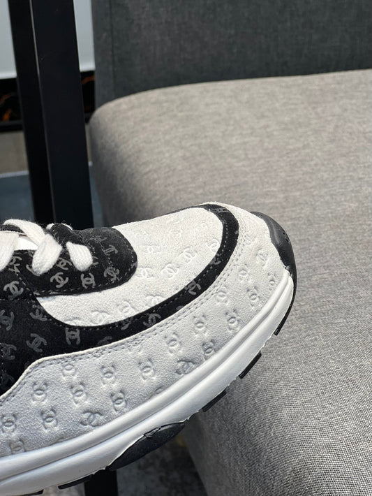 Classic CC - Premium Runner Edition