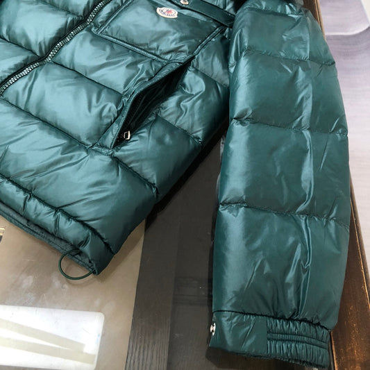 Maßgeschneiderte Gänsedaunenjacke