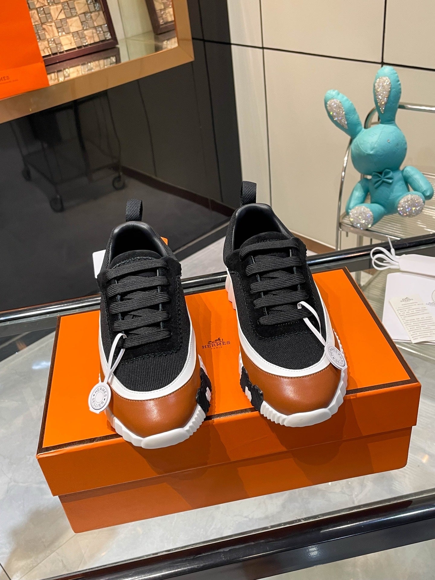 Zapatillas de cuero a rayas H