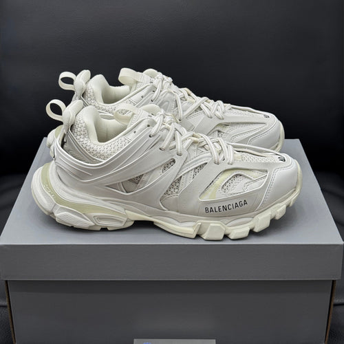 track luxury runners