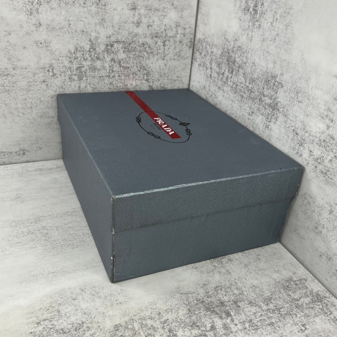 Cups Premium Sneakers