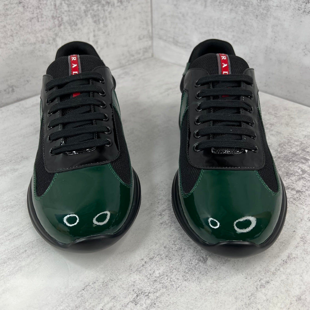 Cups Premium Sneakers