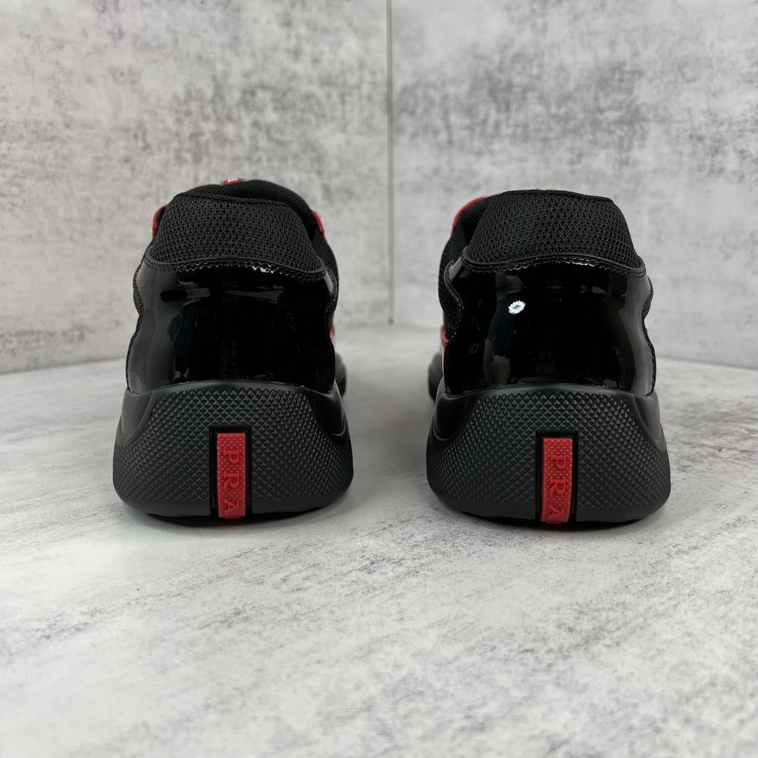 Cups Premium Sneakers