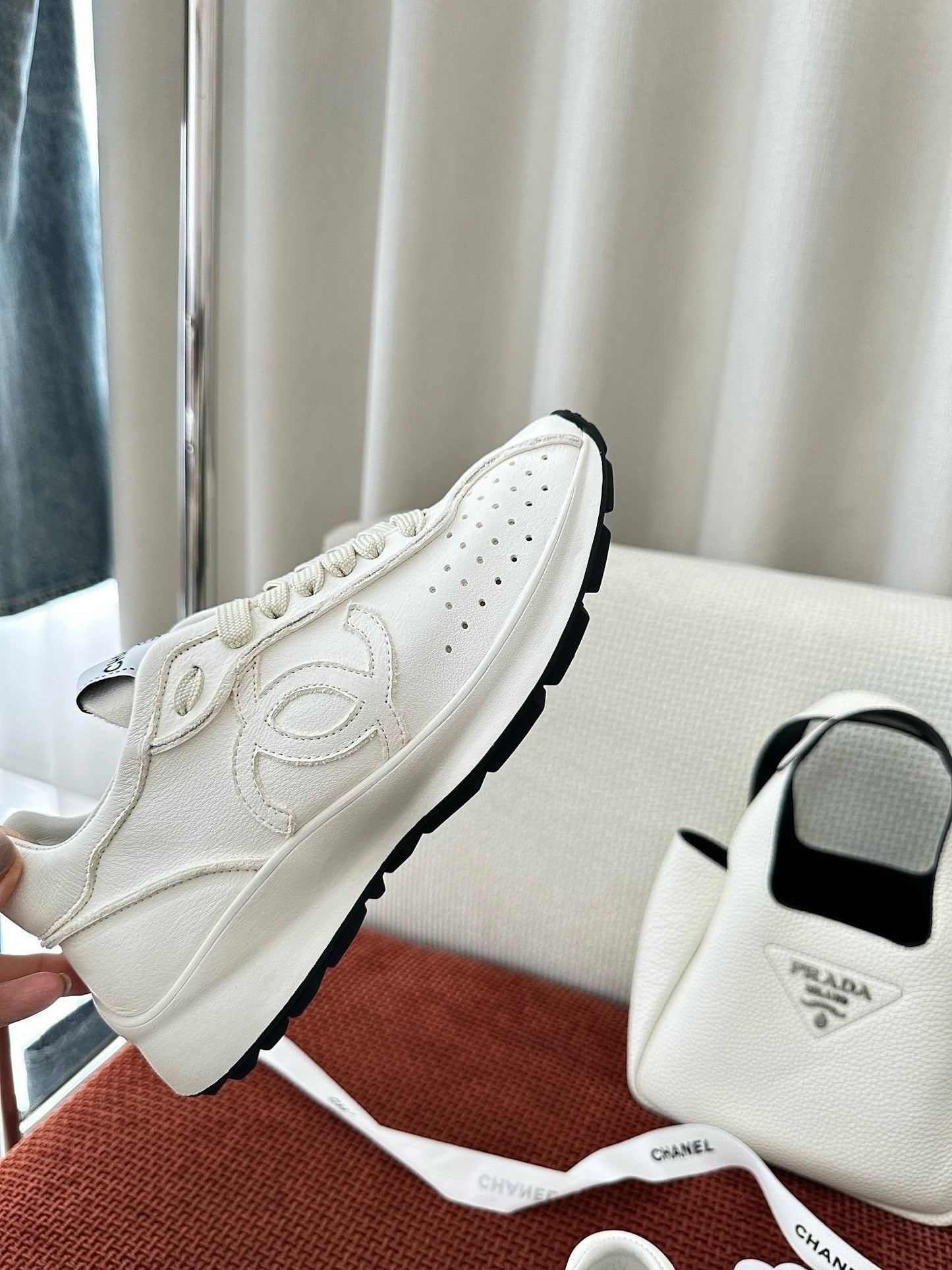 Classic CC - Premium Runner Edition