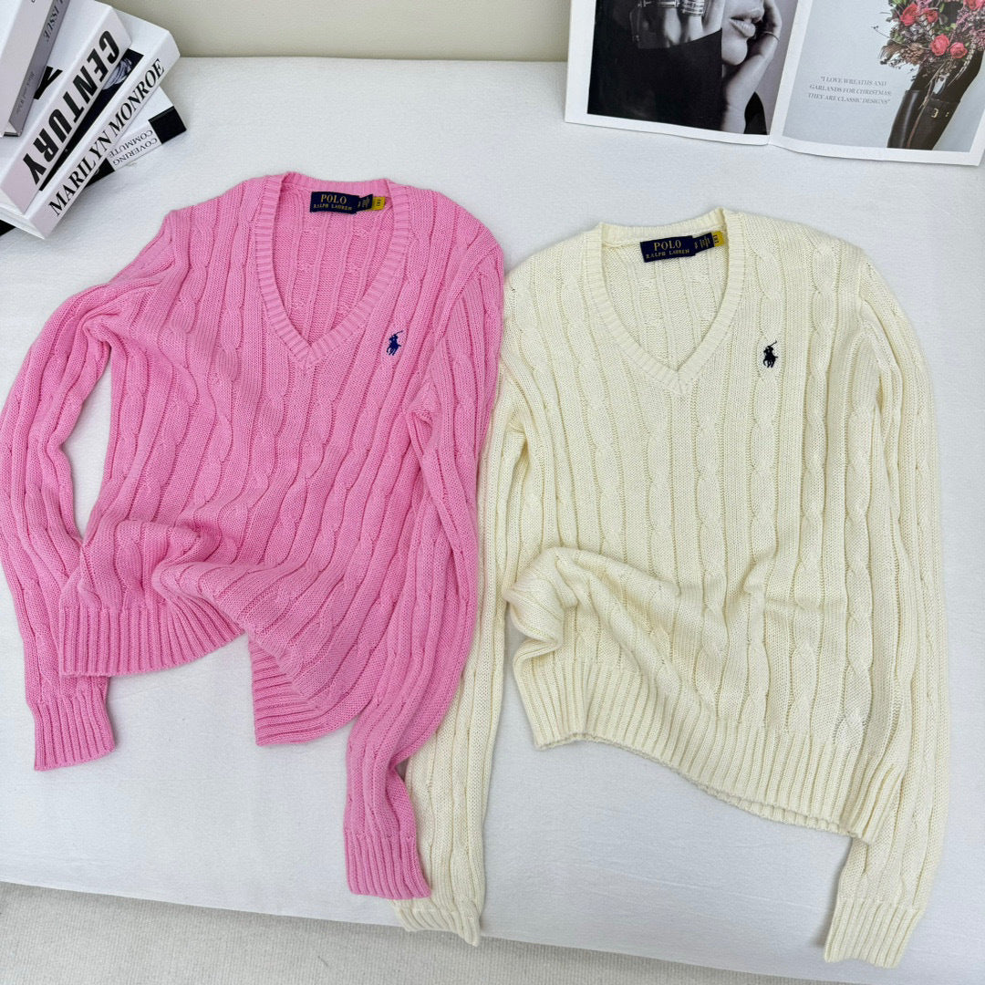 Klassischer V-Ausschnitt-Pullover