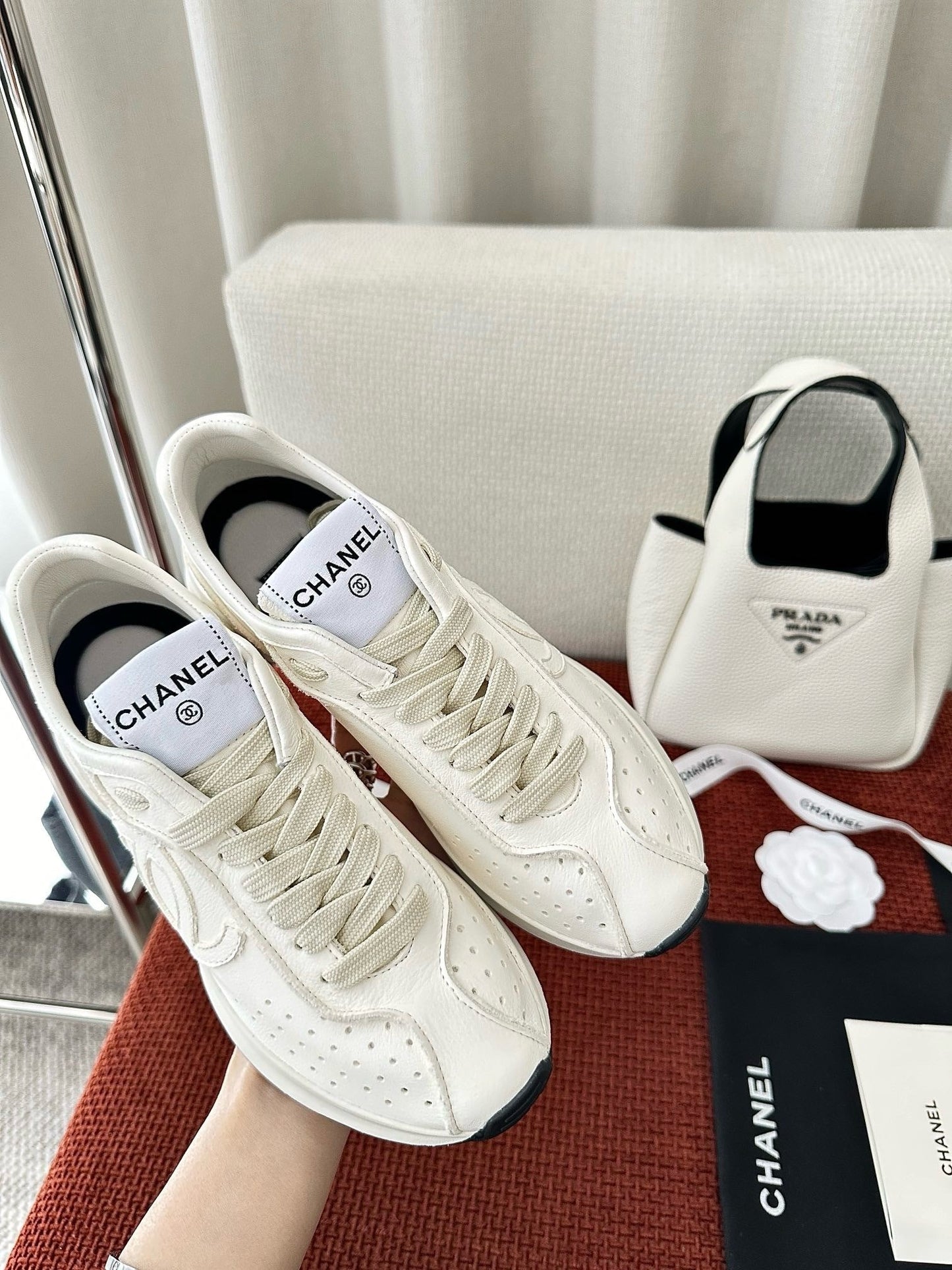 Classic CC - Premium Runner Edition