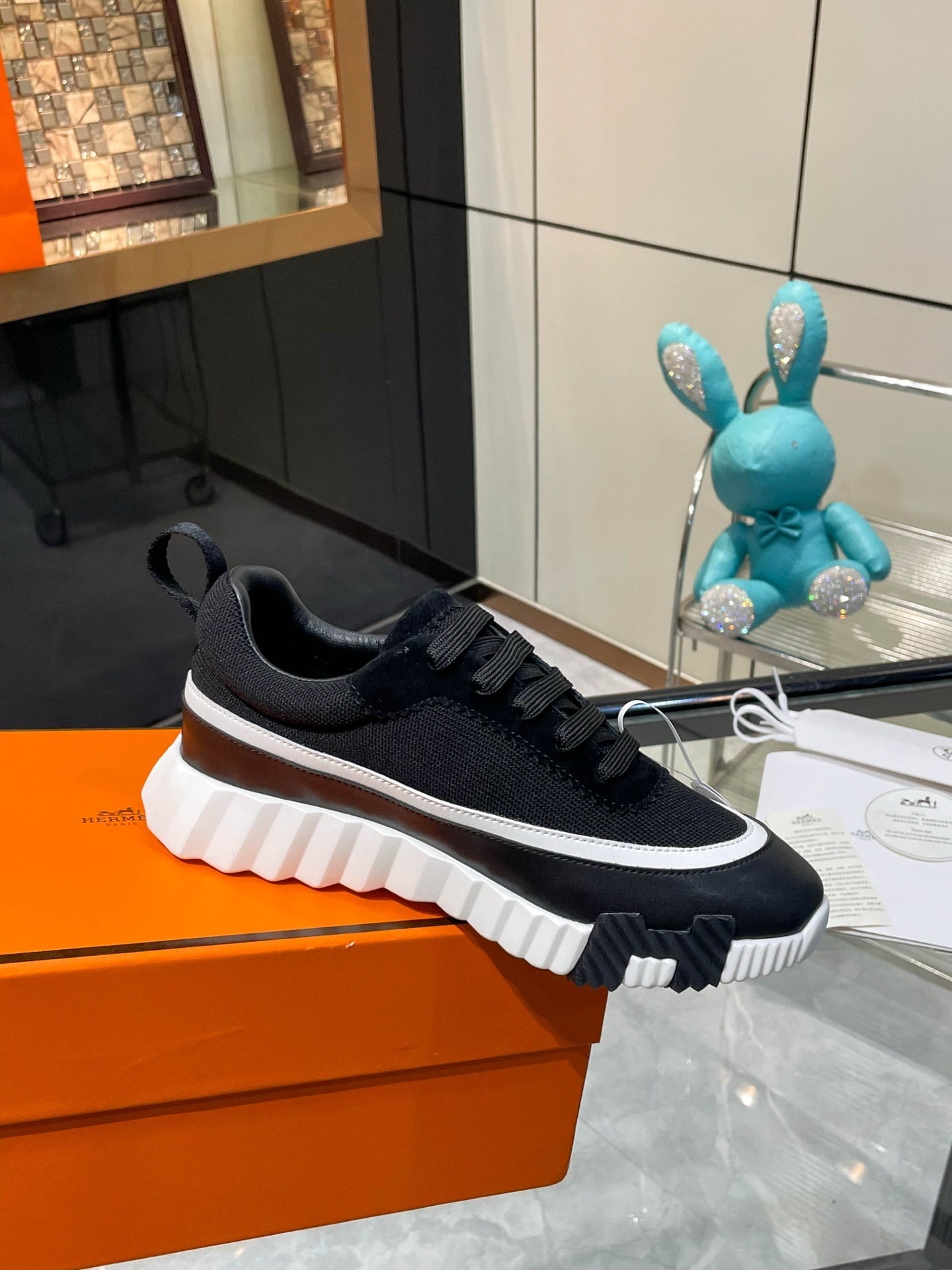 Zapatillas de cuero a rayas H