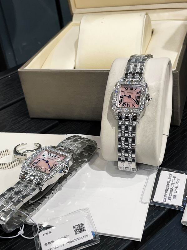 Luxusuhr mit quadratischem Diamanten