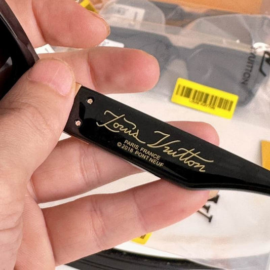 Gafas de sol cuadradas y llamativas de acetato