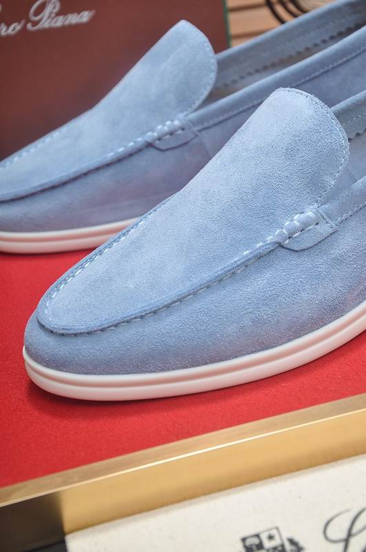 Blaue Wildleder-Slipper