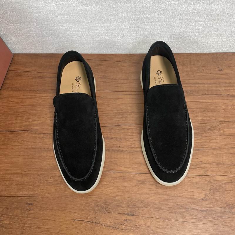 Schwarze Wildleder-Slipper