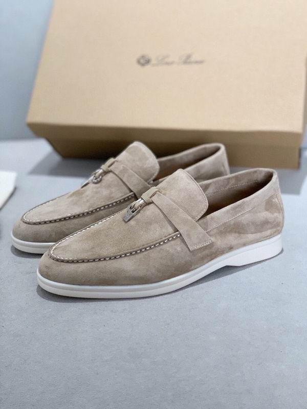 Beige Wildleder-Penny-Loafer