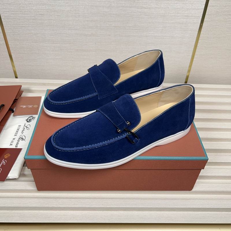 Klassische dunkelblaue Wildleder-Loafer