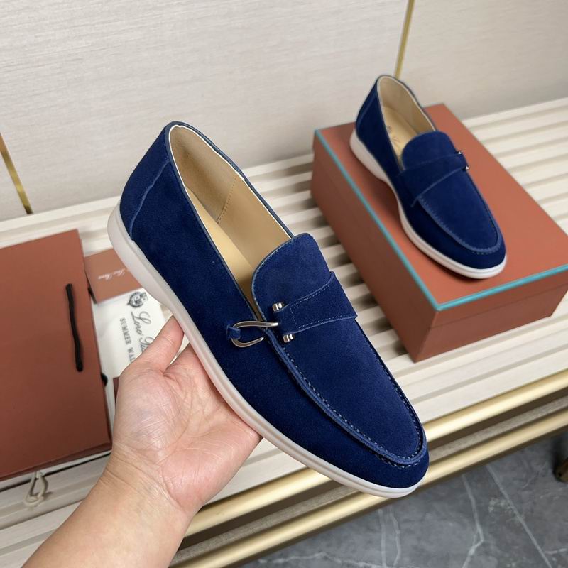 Klassische dunkelblaue Wildleder-Loafer