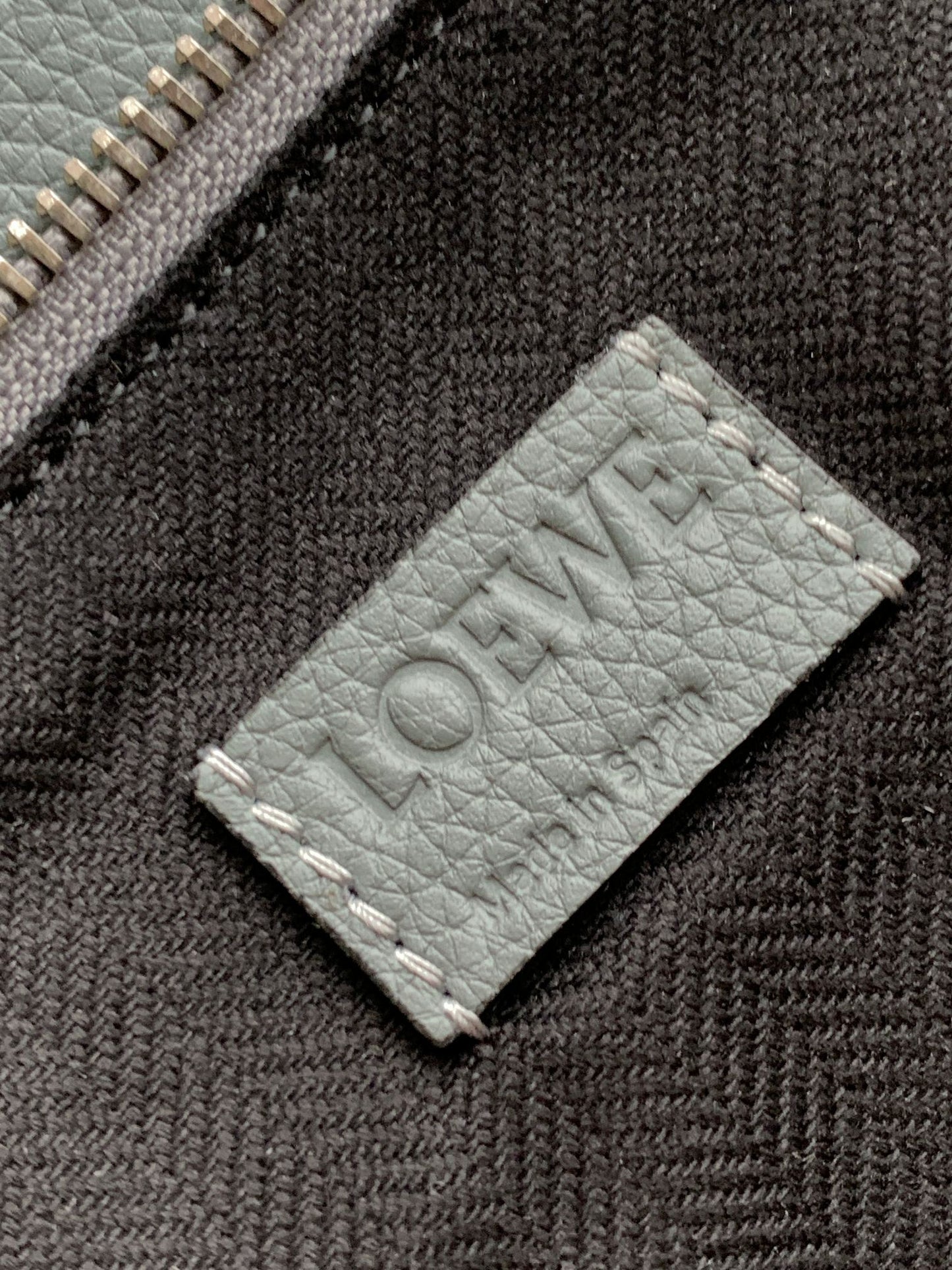 Versa Geometric Nappa Tote