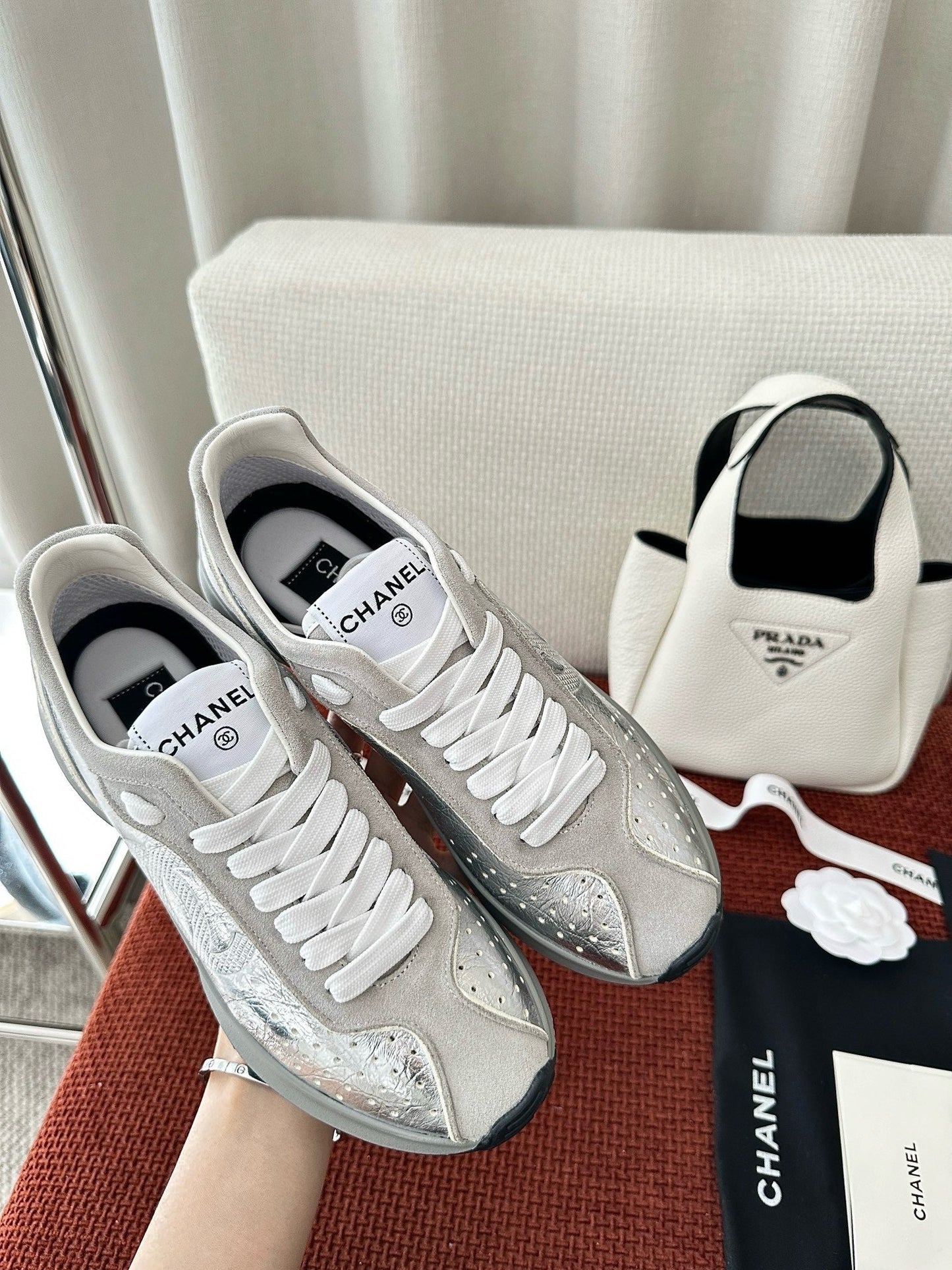 Classic CC - Premium Runner Edition