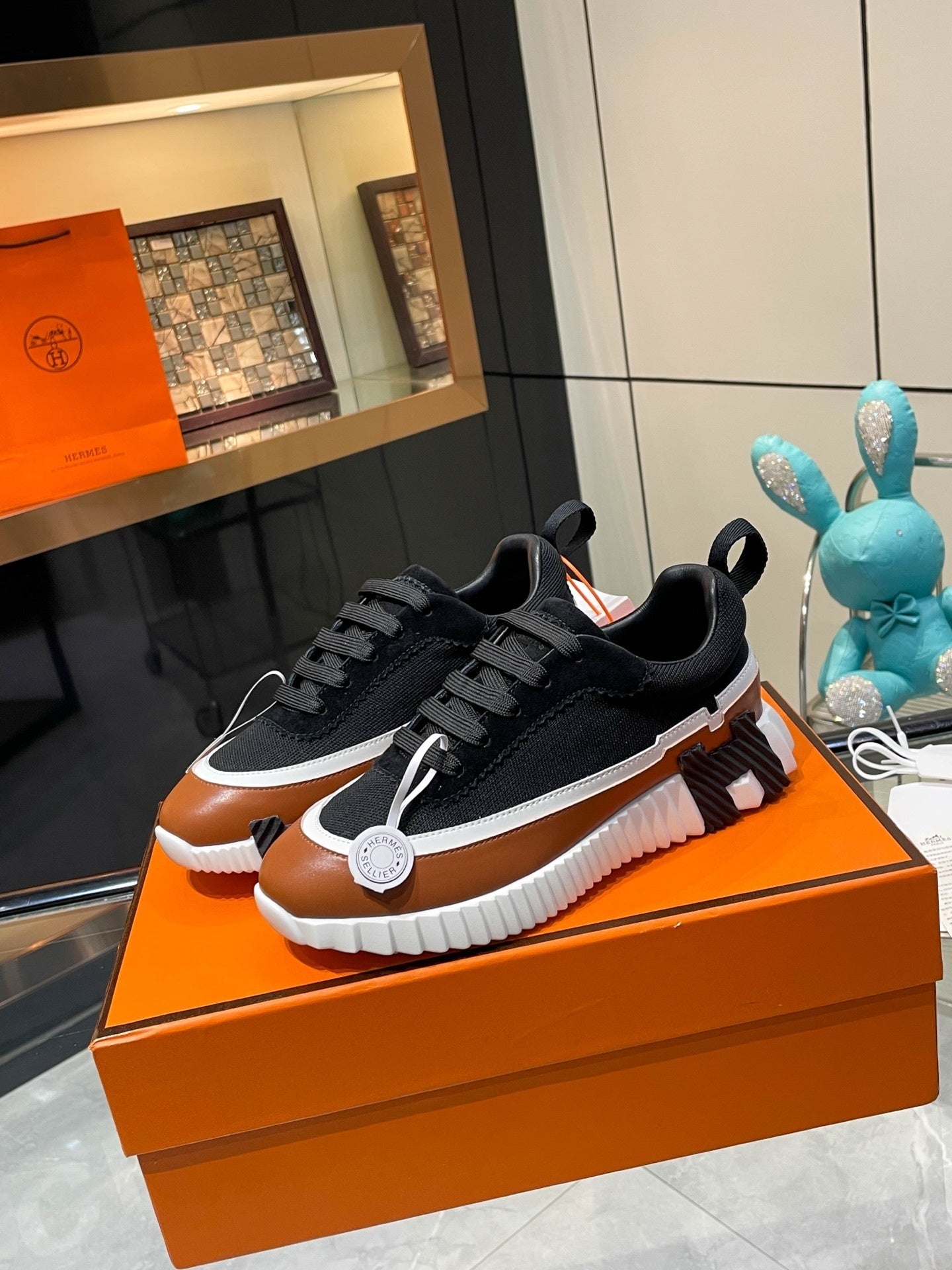 Zapatillas de cuero a rayas H