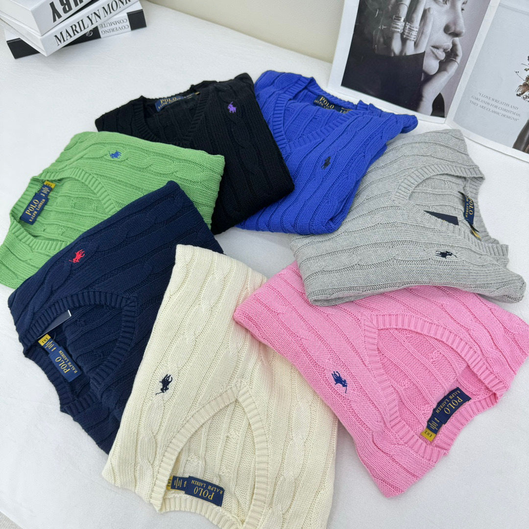 Klassischer V-Ausschnitt-Pullover