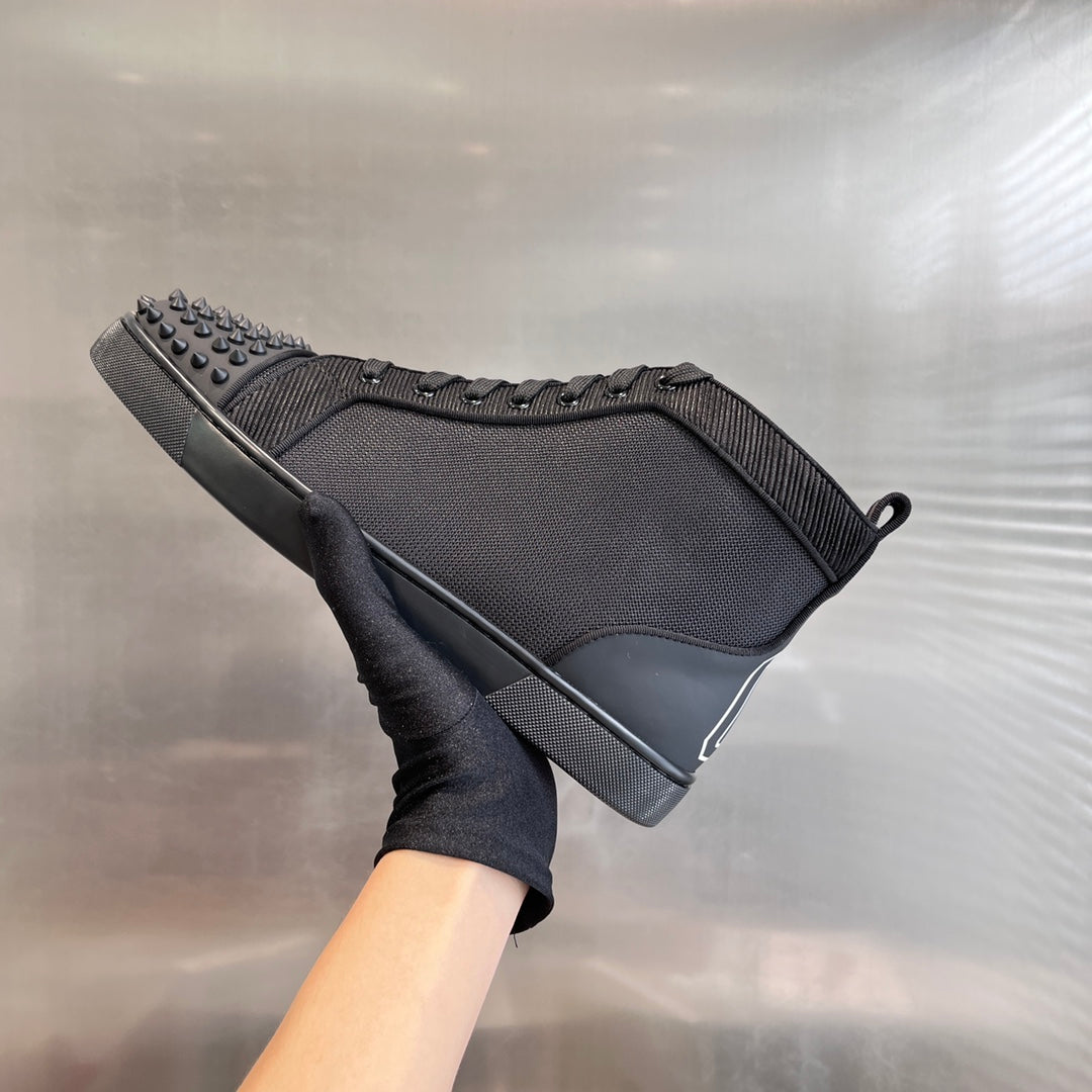 High-Top-Sneaker mit Nieten