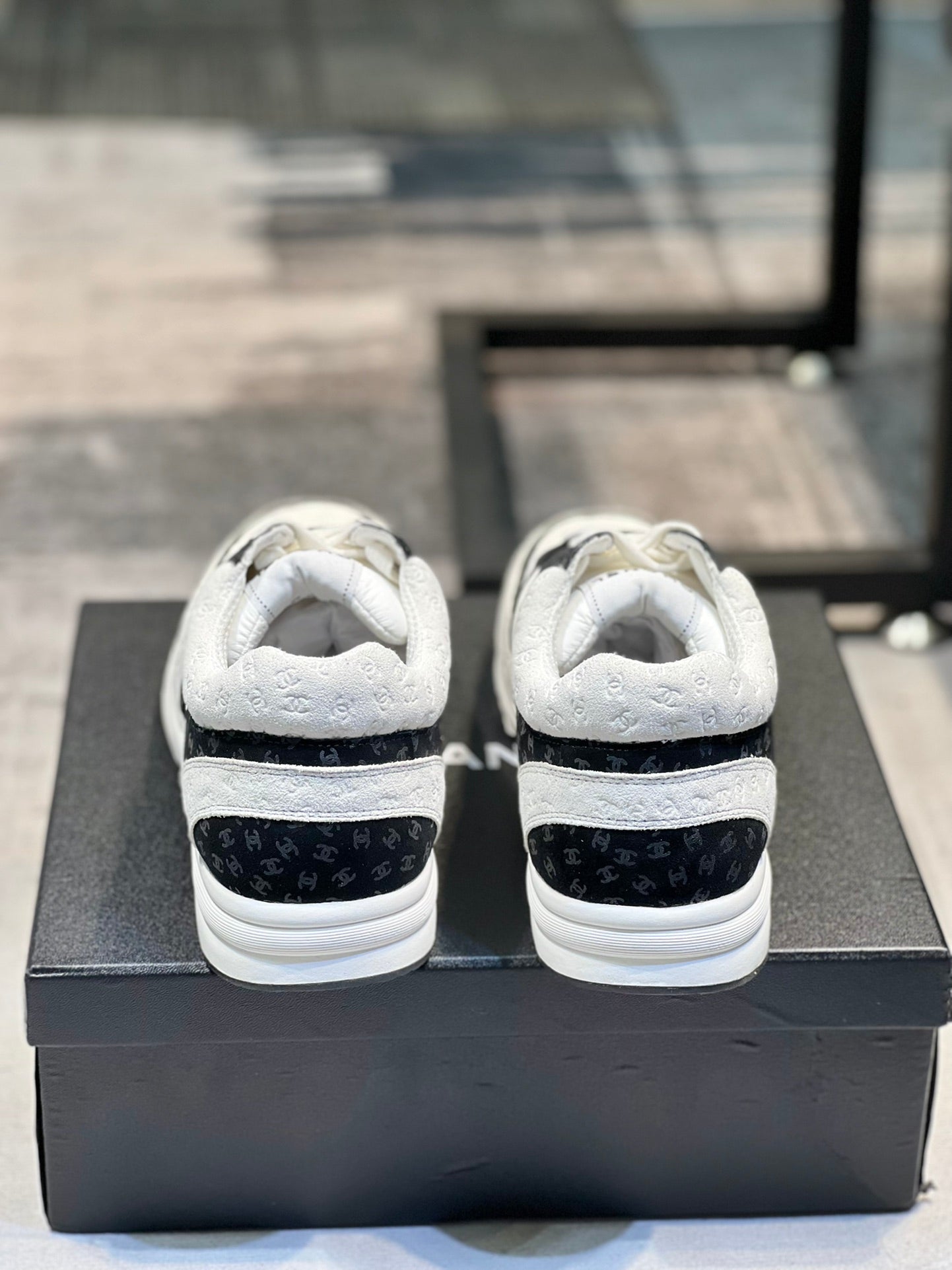 Classic CC - Premium Runner Edition