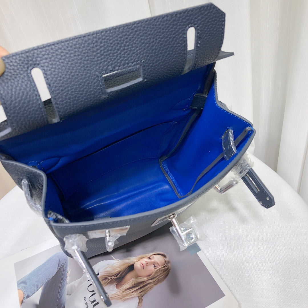 Bolso de pecho de cuero Togo