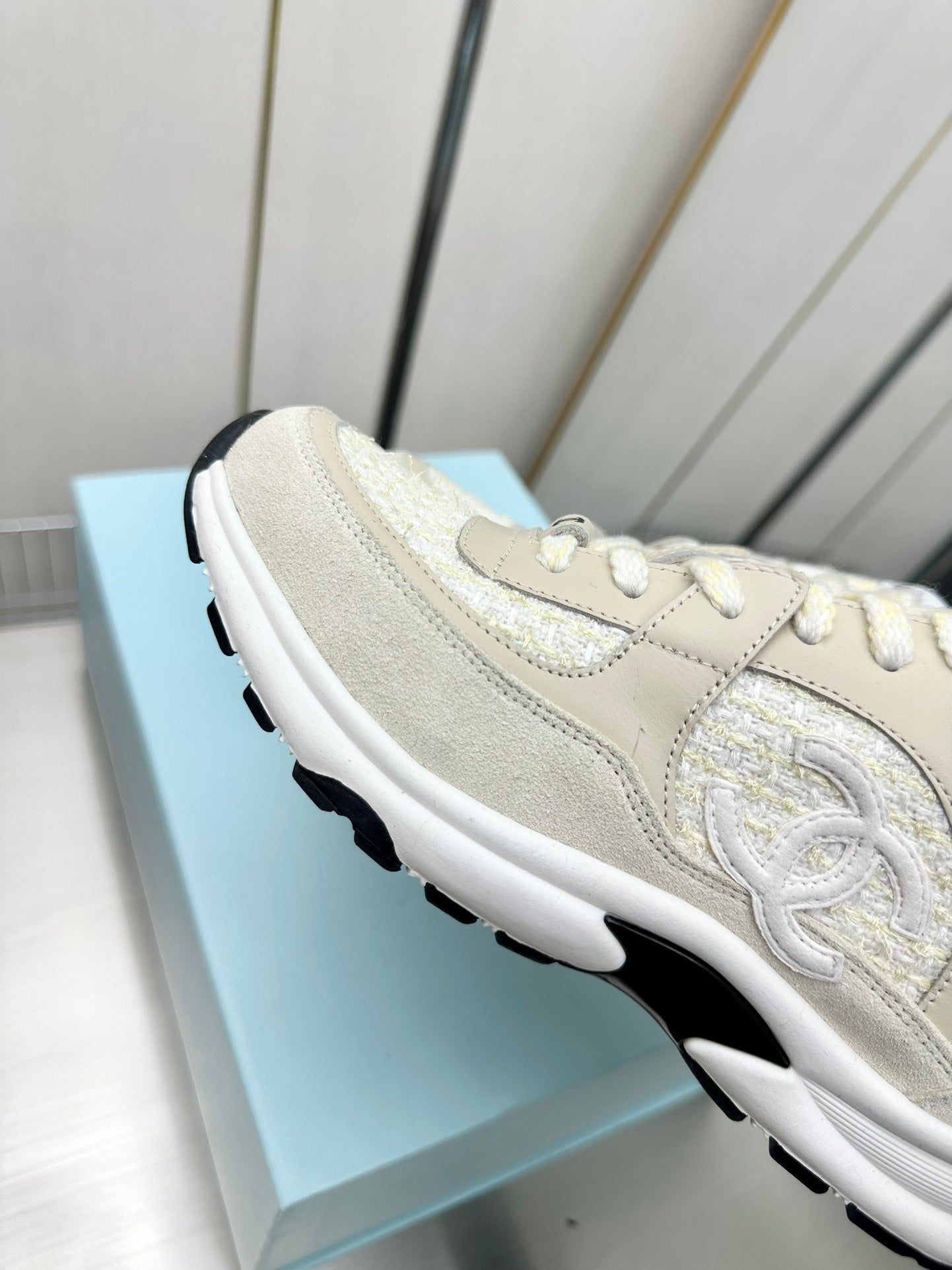 Classic CC - Premium Runner Edition