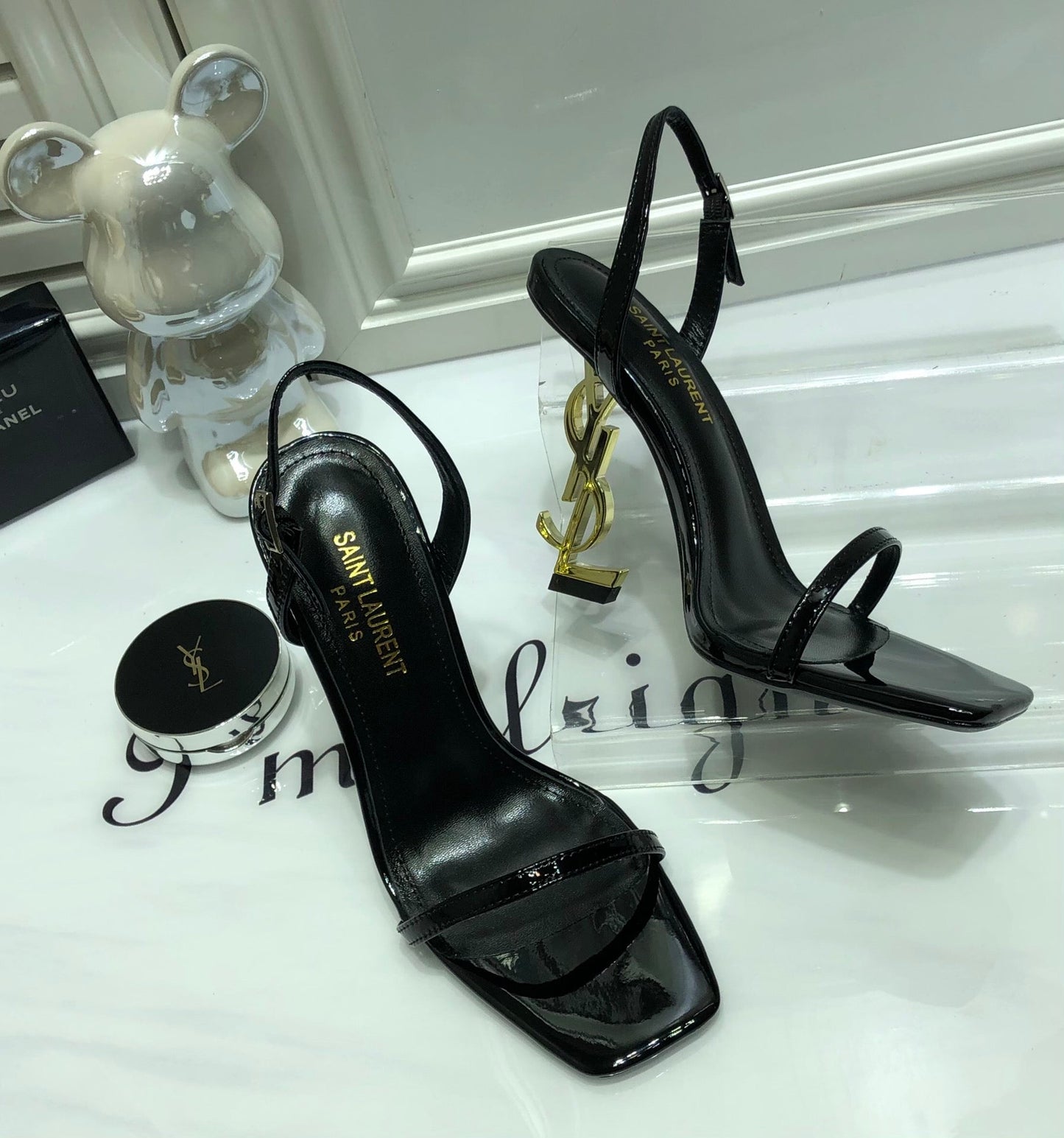 Legendäre High Heels Gold