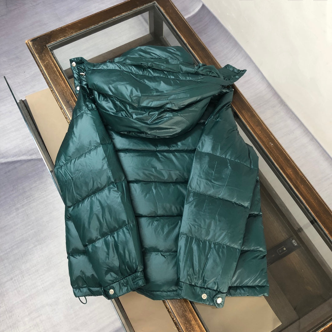 Maßgeschneiderte Gänsedaunenjacke