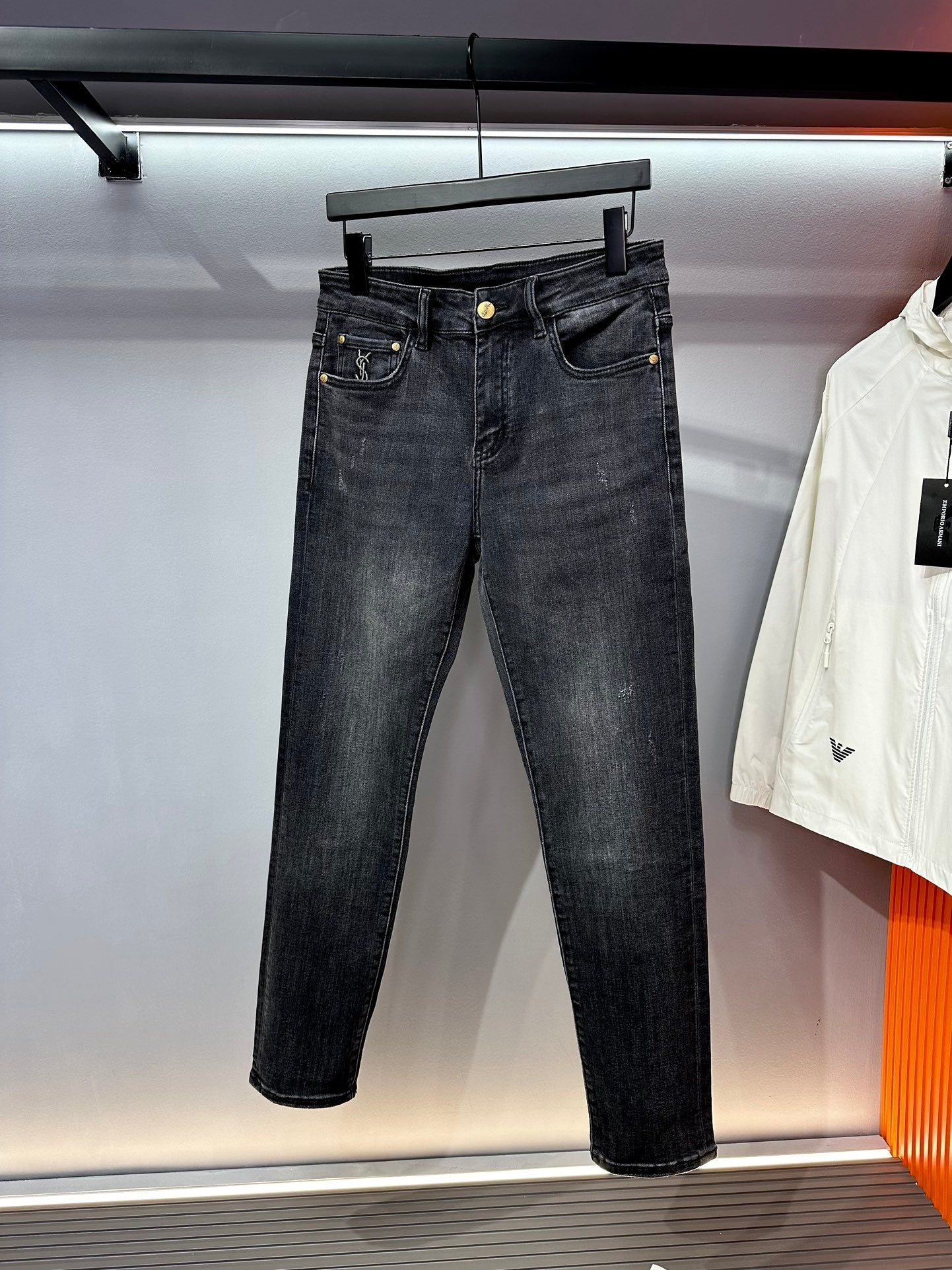 Vaqueros de mezclilla para hombre