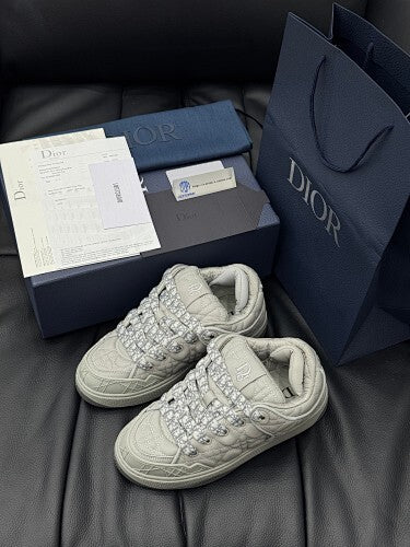 B9 inspired sneakers style